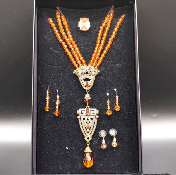 Heidi Daus| Necklace Jewelry Set With Matching ring and 3 earrings set in Box - Picture 3 of 17